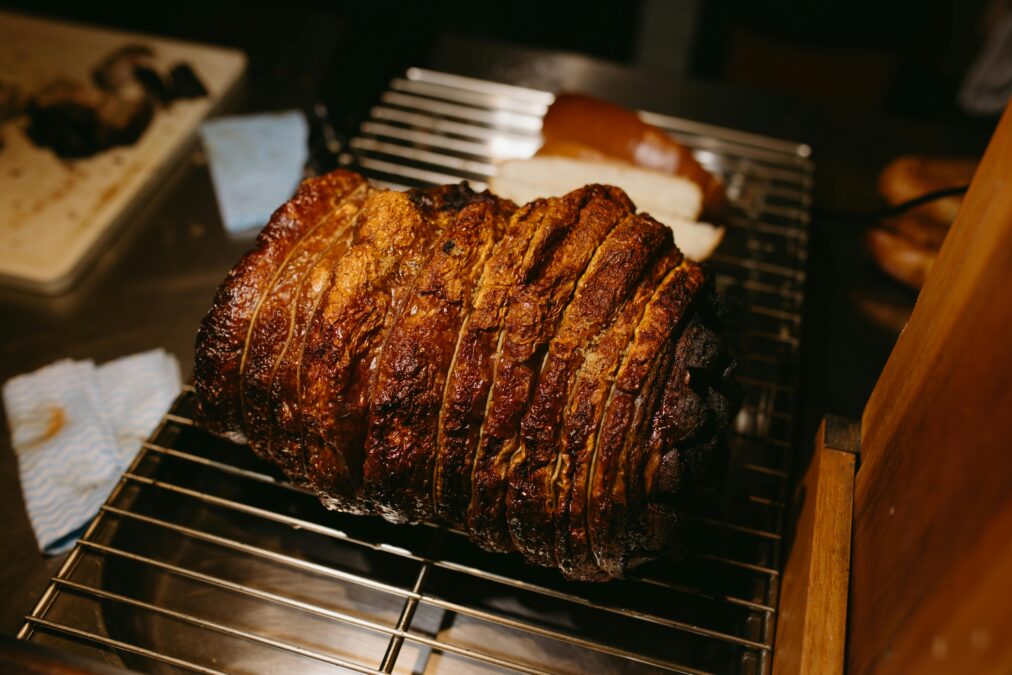 best pork crackling with apple sauce near me best pork crackling with apple sauce near me
